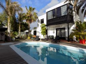 Villa For sale Costa Teguise in Lanzarote Property photo 2