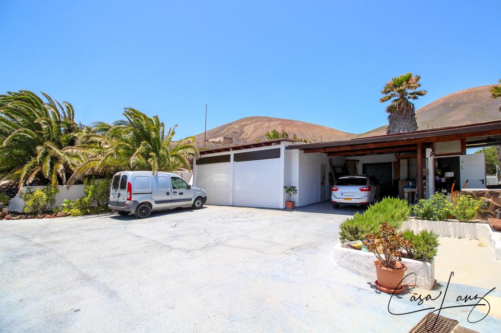 Villa For sale La Asomada in Lanzarote Property photo 15