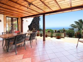 Villa For sale La Asomada in Lanzarote