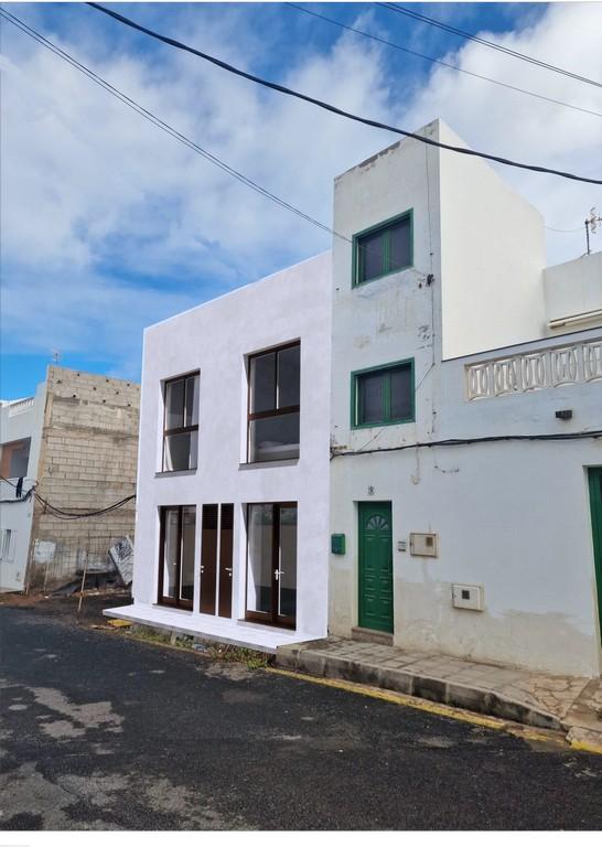 Duplex For sale La Santa in Lanzarote Property photo 3